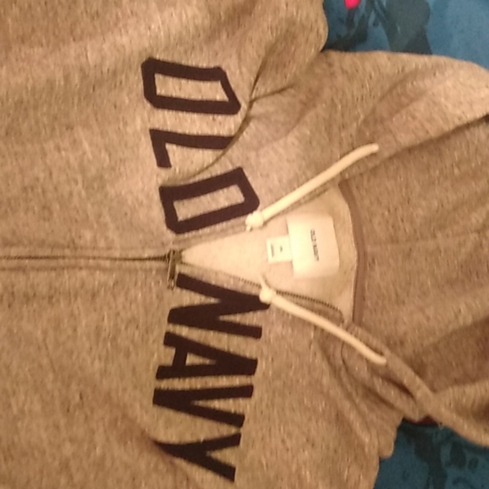 Sweatshirt - Picture 2 of 6